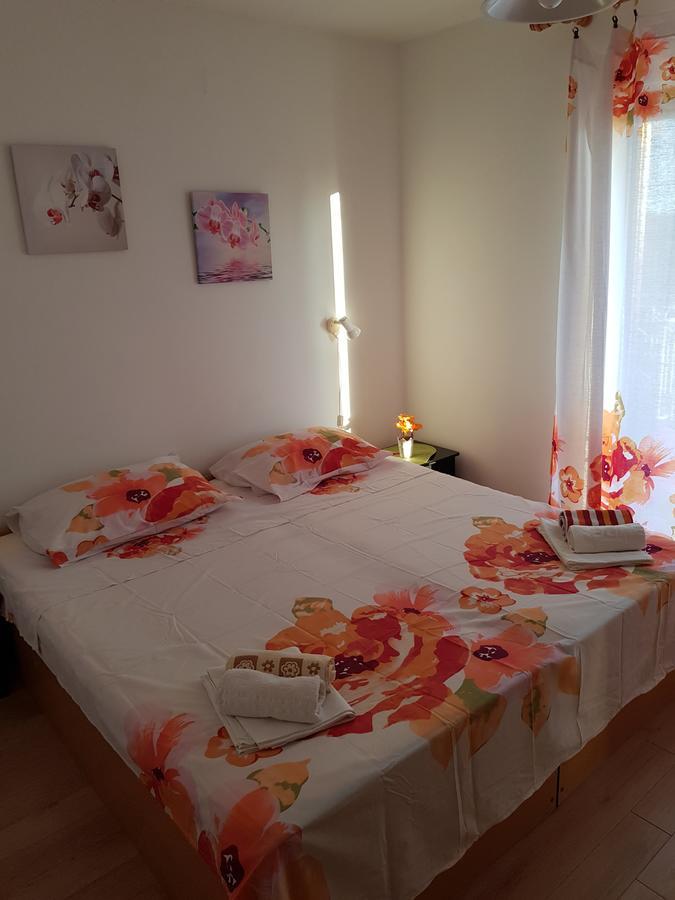 Apartmani Zoric Vodice Exteriér fotografie