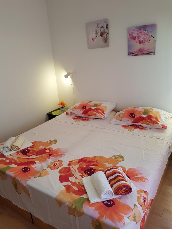 Apartmani Zoric Vodice Exteriér fotografie