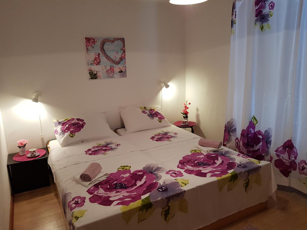 Apartmani Zoric Vodice Exteriér fotografie