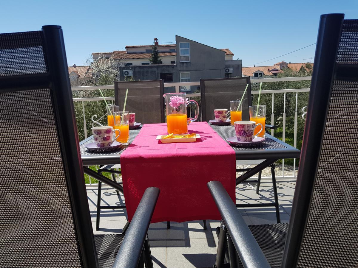 Apartmani Zoric Vodice Exteriér fotografie