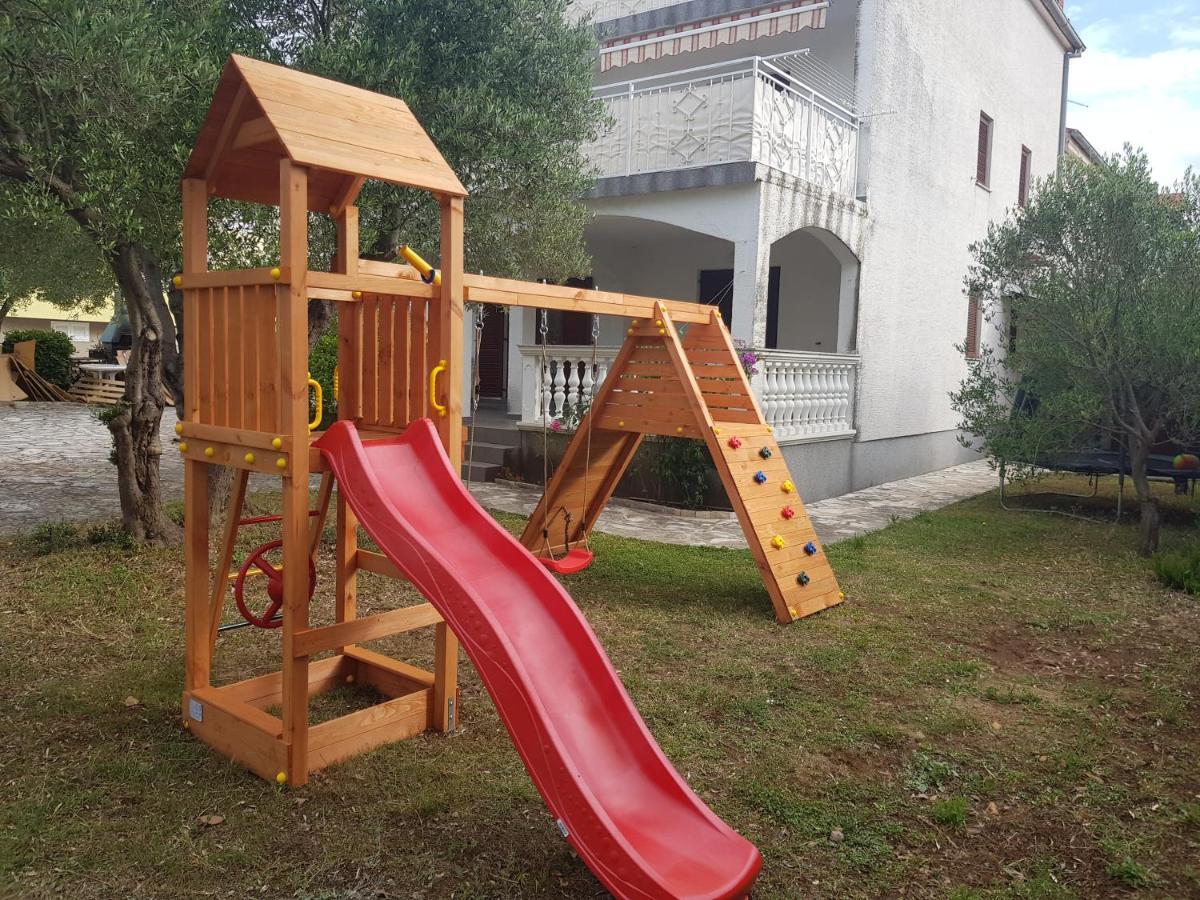 Apartmani Zoric Vodice Exteriér fotografie